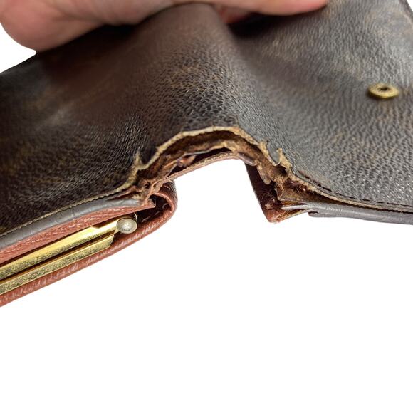 Louis Vuitton Vintage Bi Fold Small Wallet - Picture 10 of 16